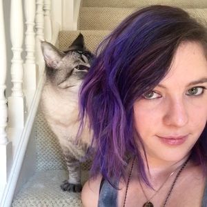 Meet your Posher, Alison